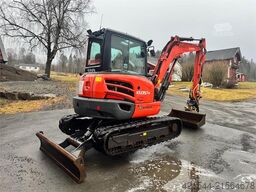 Kubota KX057-4 tracked excavator w/ tiltrotator – 3 bucke