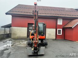 Kubota KX057-4 tracked excavator w/ tiltrotator – 3 bucke