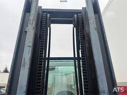 Jungheinrich DFG40CK forklift.