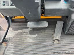 Jungheinrich DFG40CK forklift.