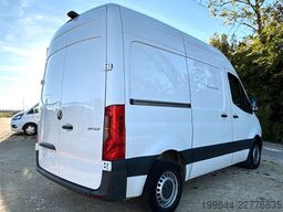 MERCEDES-BENZ Sprinter III Kasten FWD 211/214 CDI,Standhzg,Kam