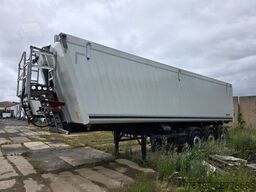 SCHMITZ CARGOBULL 50 cbm Getreidekipper, wenig benutzt, GMP