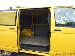 VOLKSWAGEN T5 TRANSPORTER 2.0 TDI 2x Schiebetür-3 Sitzer