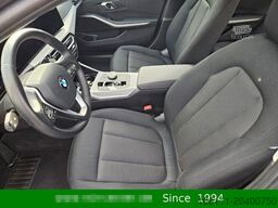 BMW 320 d xDrive Navigation PDC