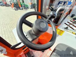 Hubtex DQ45-D TRIPLEX 5500 FORK POSITIONER