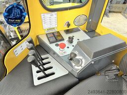 Combilift C4800 GAS DUPLEX 4040MM FREE-LIFT