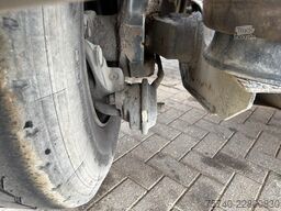 MOL - + 3X SAF AS + LIFT AS + STUUR AS + 27m3 ALUMI...