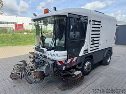 Ravo Ravo 560 Straßenkehrmaschine