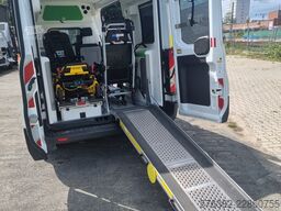 Ford Transit Krankenwagen Rettungswagen