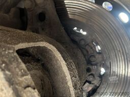 Krone SDP27 (DISC BRAKES / FREINS DISQUE / SAF AXLES)