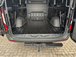 MERCEDES-BENZ Sprinter 319 CDI 4x4 PRO Automatik LED L2H2 AHK