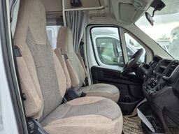 CARADO pro A 132 Automatik / Isofix / Markise