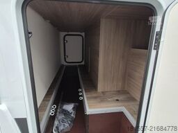 CARADO pro A 132 Automatik / Isofix / Markise
