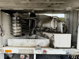 Mercedes-Benz Actros 2632 6x4 with Putzmeister BSF 24-4 11 24...