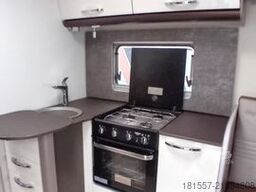 BÜRSTNER Lyseo TD 684 G Backofen / SAT-Anlage / Fahrradtr