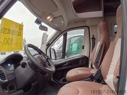 BÜRSTNER Lyseo TD 684 G Backofen / SAT-Anlage / Fahrradtr