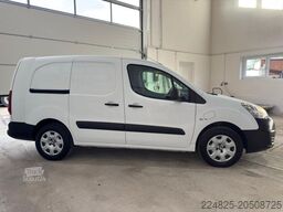 PEUGEOT PARTNER KASTENWAGEN*ELEKTRO*2016*1HAND*EURO6*