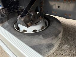 Renault D WIDE 250 18T 2T LBW Schuifzeil NL Truck APK/T...