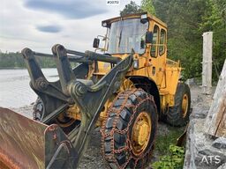 Volvo LM 846 Wheel Loader w/ Bucket. Partially Rep. Obje