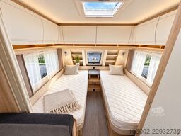 HOBBY De Luxe 460 SL Modelljahr 2027 ausgestellt!