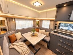 HOBBY De Luxe 460 UFe Modelljahr 2027 ausgestellt!