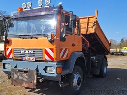 MAN TGM 18.240PS 4x4 3.S-Kipper mit Kran