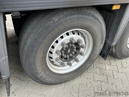 Schmitz Cargobull SCB S3B / Box Trailer / 2x Liftas / Schuifrem /...
