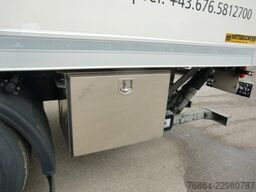 VOLVO FH 500 8X4*4 EURO 6, RETARDER, TIERKöRPERTRANSPORT VOLL LUFT