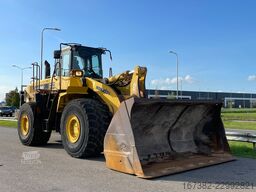 Komatsu WA500-6
