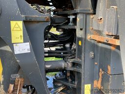 Komatsu WA500-6