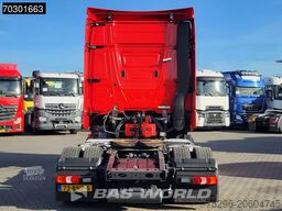 Mercedes Actros 1942 4X2 NL-Truck Mega StreamSpace