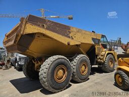 Caterpillar 730
