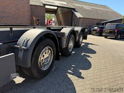 Renders ROC 16.30 LZV Containercombi 1x 20FT + 1x 40ft/...