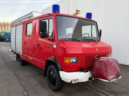 MERCEDES-BENZ 711D Doka 9-Sitzer Feuerwehr LF8 Pumpe