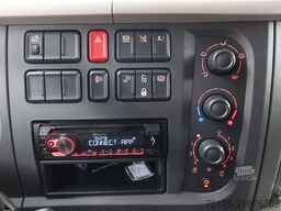 DAF LF 45 .210 Bak + Dhollandia 1500 Kg klep + slaa...