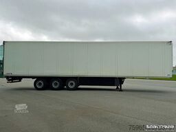 SCHMITZ CARGOBULL SCB*S3B CARRIER VECTOR 1550 WITH 5210 ENGINE HOU