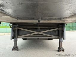 SCHMITZ CARGOBULL SCB*S3B CARRIER VECTOR 1550 WITH 5210 ENGINE HOU