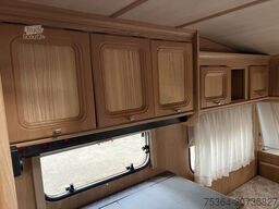 LMC 490 P Festbett + Etagenbett