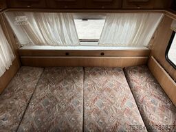 LMC 490 P Festbett + Etagenbett