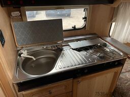 LMC 490 P Festbett + Etagenbett