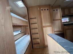 LMC 490 P Festbett + Etagenbett