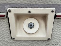 LMC 490 P Festbett + Etagenbett