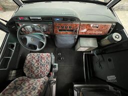 MERCEDES-BENZ Medio 4.2 D 130 kw 26 Sitze Dachklima Ahk Euro 3