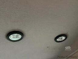 MERCEDES-BENZ Medio 4.2 D 130 kw 26 Sitze Dachklima Ahk Euro 3