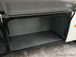 MERCEDES-BENZ Medio 4.2 D 130 kw 26 Sitze Dachklima Ahk Euro 3