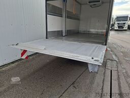 PEUGEOT Boxer 3-Sitzer Kühlkoffer Carrier Ladebordwand