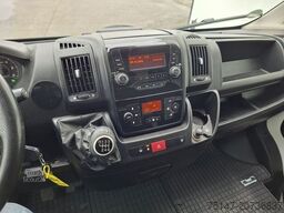 PEUGEOT Boxer 3-Sitzer Kühlkoffer Carrier Ladebordwand