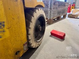 Haulotte HM10P boom lift.