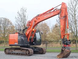 Hitachi ZX225 USRLC-6 | ROTOTILT | 3X BUCKET | TOPCON 3...