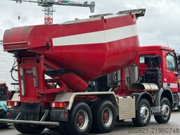 MERCEDES-BENZ Actros 3241 8x4 Silo Isoliert
